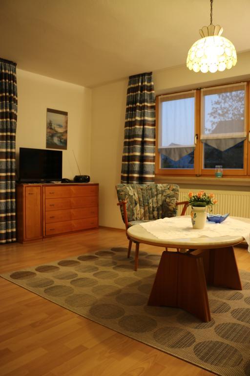 Appartementhaus Elisabeth Winklhofer Bad Füssing Habitación foto