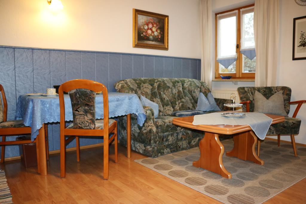 Appartementhaus Elisabeth Winklhofer Bad Füssing Habitación foto